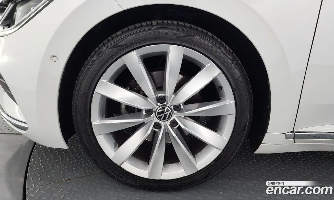 Volkswagen Arteon 2022 2.0 автомат (гидро), фото 5 Volkswagen Arteon 2022 2.0 автомат (гидро), фото 5