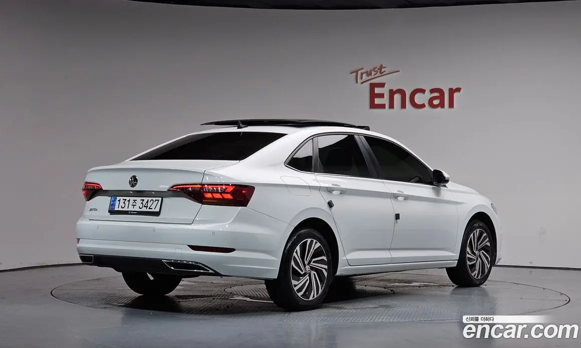 Volkswagen Jetta 2021 1.4 автомат (гидро), фото 1 Volkswagen Jetta 2021 1.4 автомат (гидро), фото 1