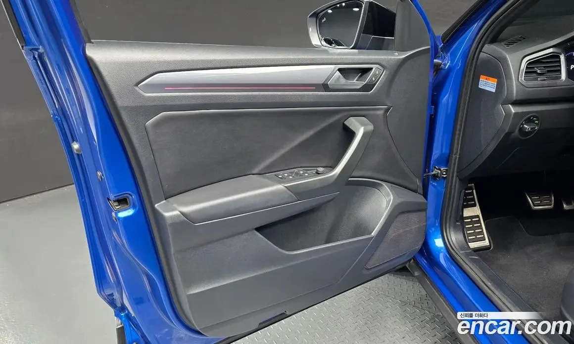 Volkswagen T-Roc 2021 2.0 автомат (гидро), фото 13 Volkswagen T-Roc 2021 2.0 автомат (гидро), фото 13