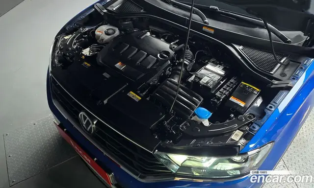 Volkswagen T-Roc 2021 2.0 автомат (гидро), миниатюра 5 Volkswagen T-Roc 2021 2.0 автомат (гидро), миниатюра 5