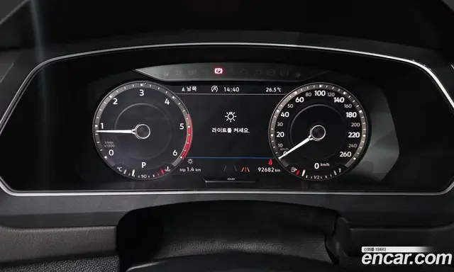 Volkswagen Tiguan 2018 2.0 автомат (гидро), миниатюра 11 Volkswagen Tiguan 2018 2.0 автомат (гидро), миниатюра 11
