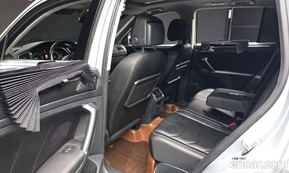 Volkswagen Tiguan 2018 2.0 автомат (гидро), фото 18 Volkswagen Tiguan 2018 2.0 автомат (гидро), фото 18
