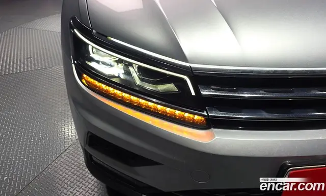 Volkswagen Tiguan 2018 2.0 автомат (гидро), миниатюра 8 Volkswagen Tiguan 2018 2.0 автомат (гидро), миниатюра 8