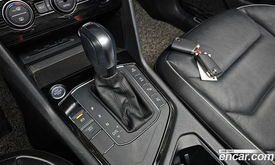 Volkswagen Tiguan 2020 2.0 автомат (гидро), фото 11 Volkswagen Tiguan 2020 2.0 автомат (гидро), фото 11