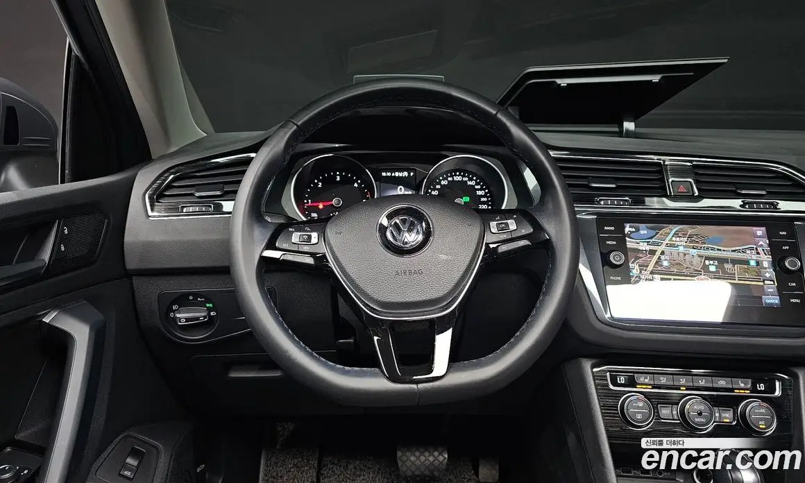 Volkswagen Tiguan 2020 2.0 автомат (гидро), фото 17 Volkswagen Tiguan 2020 2.0 автомат (гидро), фото 17