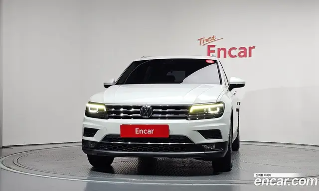 Volkswagen Tiguan 2020 2.0 автомат (гидро), миниатюра 3 Volkswagen Tiguan 2020 2.0 автомат (гидро), миниатюра 3