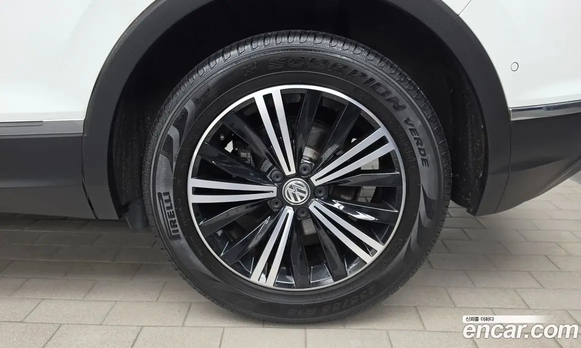 Volkswagen Tiguan 2020 2.0 автомат (гидро), фото 7 Volkswagen Tiguan 2020 2.0 автомат (гидро), фото 7
