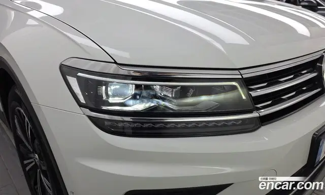 Volkswagen Tiguan 2020 2.0 автомат (гидро), миниатюра 8 Volkswagen Tiguan 2020 2.0 автомат (гидро), миниатюра 8