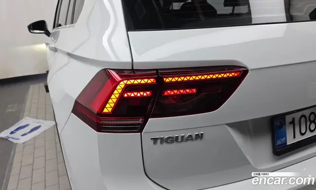 Volkswagen Tiguan 2020 2.0 автомат (гидро), миниатюра 9 Volkswagen Tiguan 2020 2.0 автомат (гидро), миниатюра 9