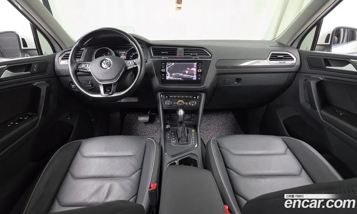 Volkswagen Tiguan 2020 2.0 автомат (гидро), фото 10 Volkswagen Tiguan 2020 2.0 автомат (гидро), фото 10