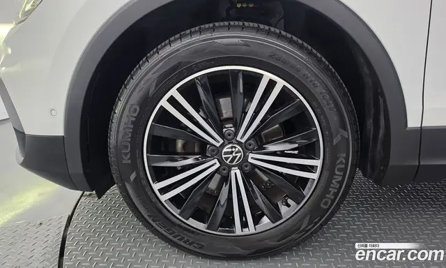 Volkswagen Tiguan 2022 2.0 автомат (гидро), миниатюра 5 Volkswagen Tiguan 2022 2.0 автомат (гидро), миниатюра 5
