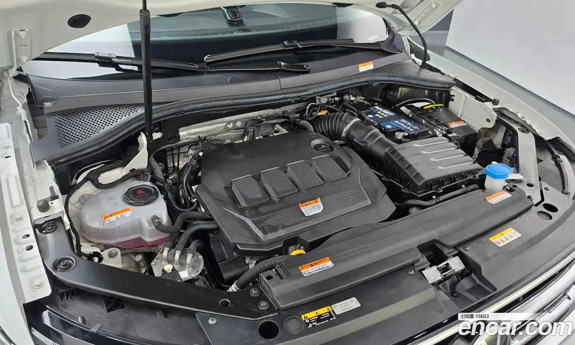 Volkswagen Tiguan 2022 2.0 автомат (гидро), фото 6 Volkswagen Tiguan 2022 2.0 автомат (гидро), фото 6