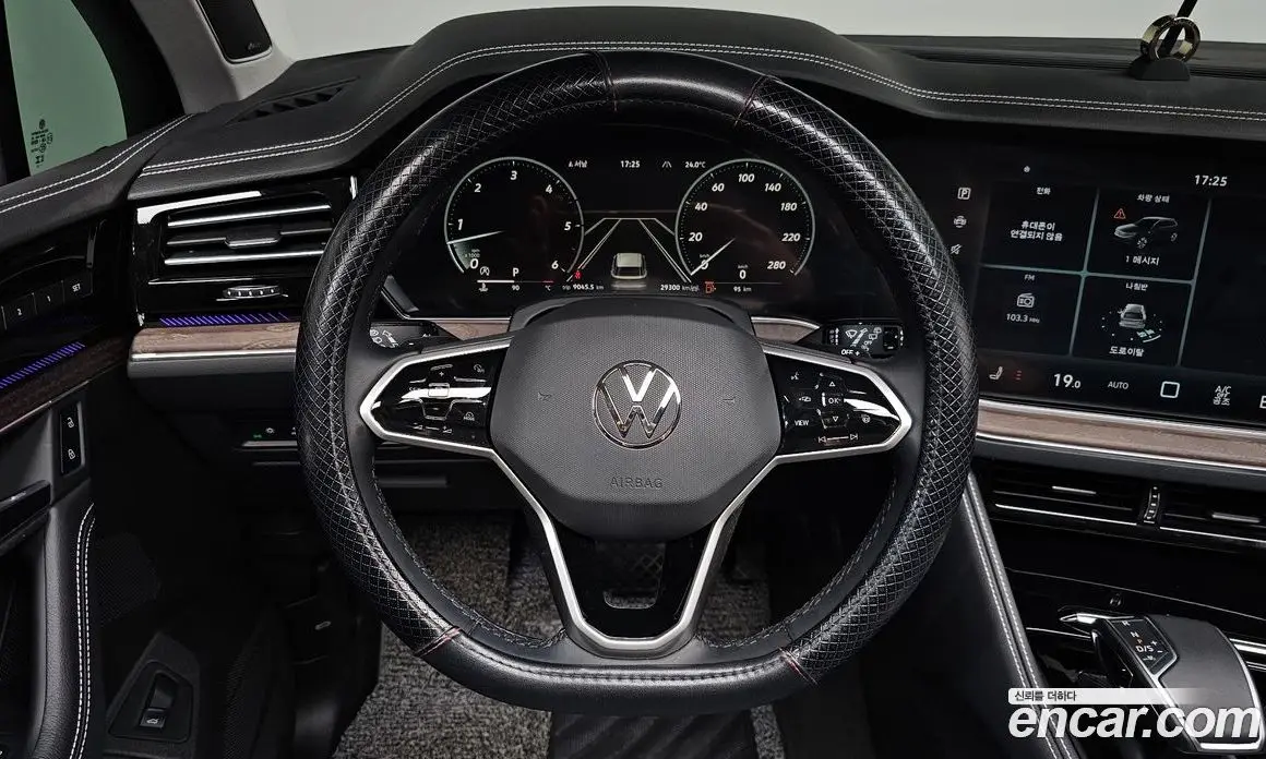 Volkswagen Touareg 2024 3.0 автомат (гидро), фото 18 Volkswagen Touareg 2024 3.0 автомат (гидро), фото 18