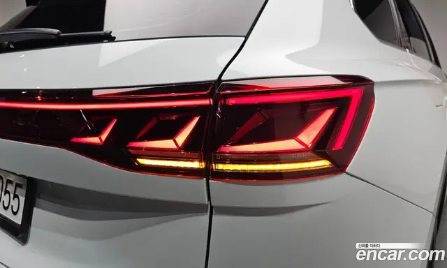 Volkswagen Touareg 2024 3.0 автомат (гидро), миниатюра 8 Volkswagen Touareg 2024 3.0 автомат (гидро), миниатюра 8