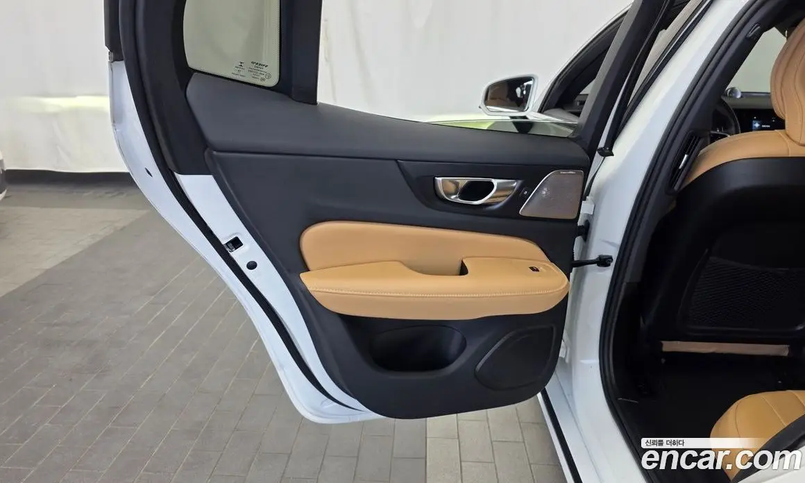 Volvo S60 2021 2.0 автомат (гидро), фото 15