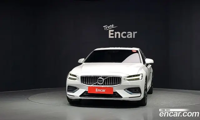 Volvo S60 2021 2.0 автомат (гидро), миниатюра 3