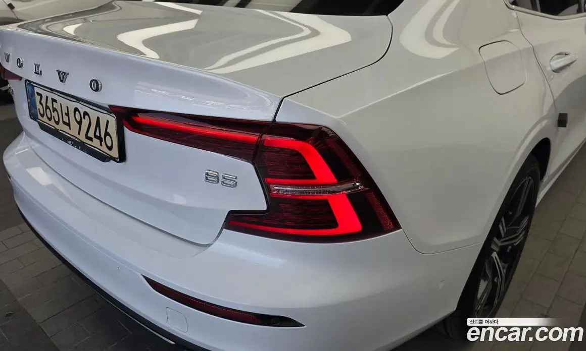Volvo S60 2021 2.0 автомат (гидро), фото 9