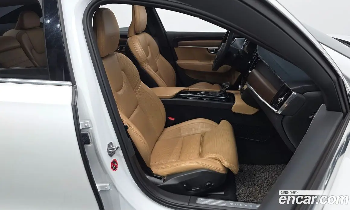Volvo S90 2019 2.0 автомат (гидро), фото 16 Volvo S90 2019 2.0 автомат (гидро), фото 16