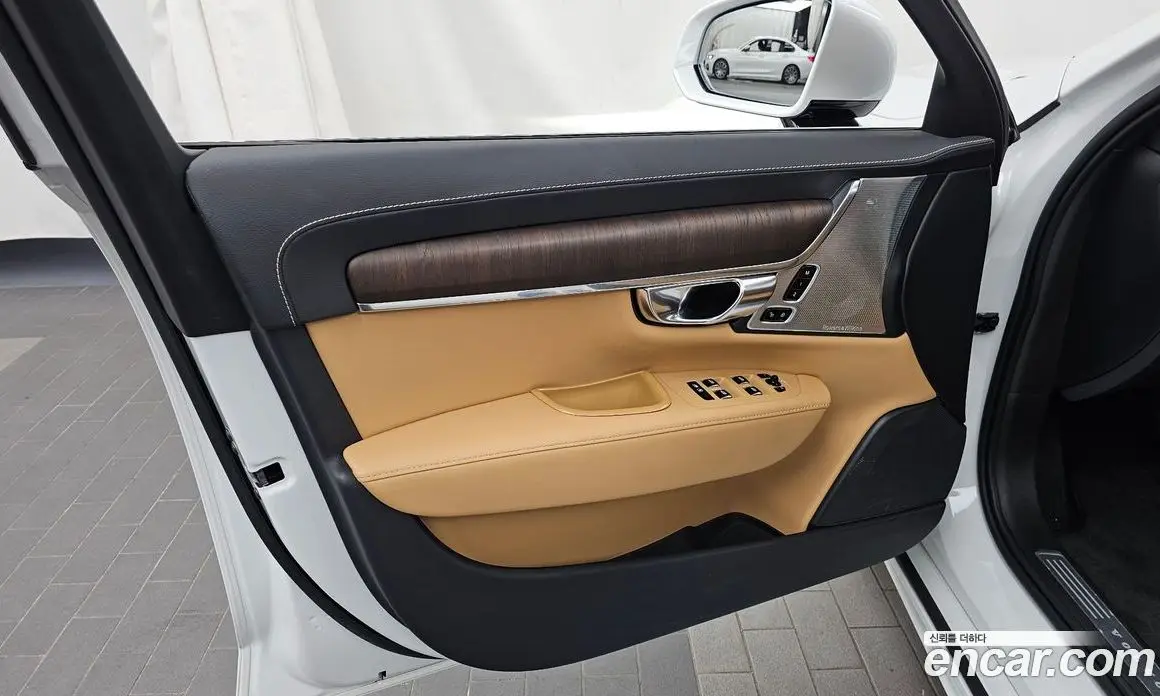 Volvo S90 2021 2.0 автомат (гидро), фото 14 Volvo S90 2021 2.0 автомат (гидро), фото 14