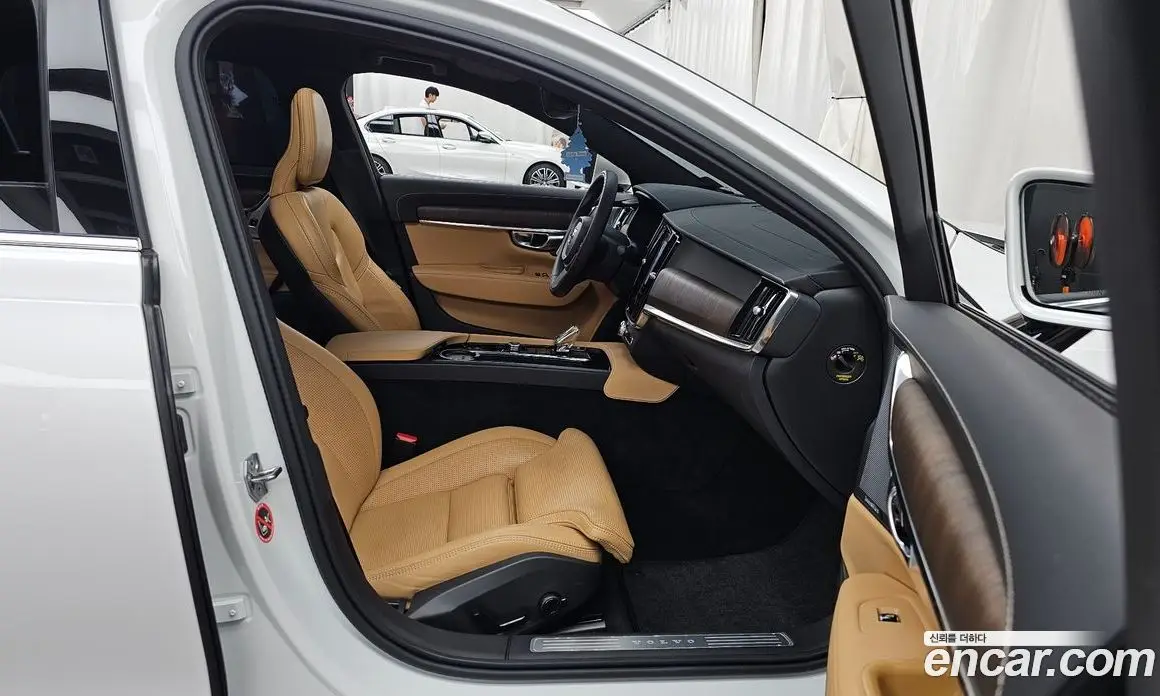 Volvo S90 2021 2.0 автомат (гидро), фото 17 Volvo S90 2021 2.0 автомат (гидро), фото 17