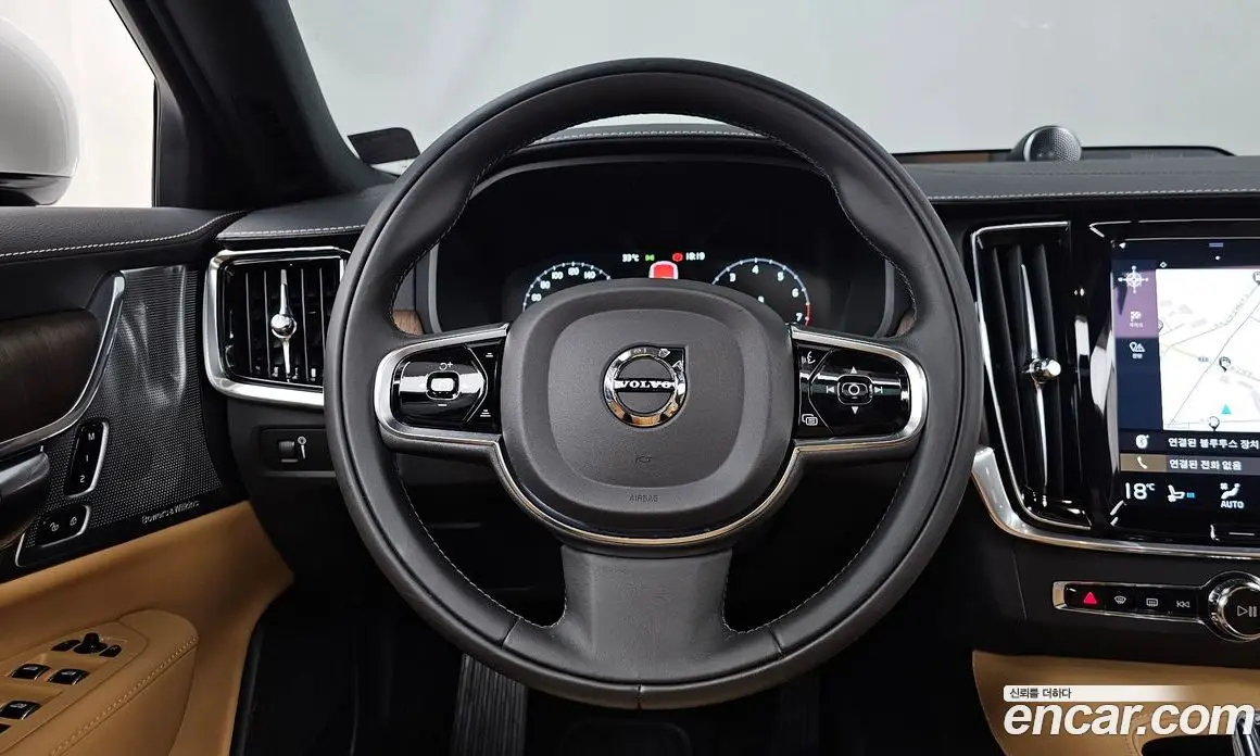 Volvo S90 2021 2.0 автомат (гидро), фото 19 Volvo S90 2021 2.0 автомат (гидро), фото 19