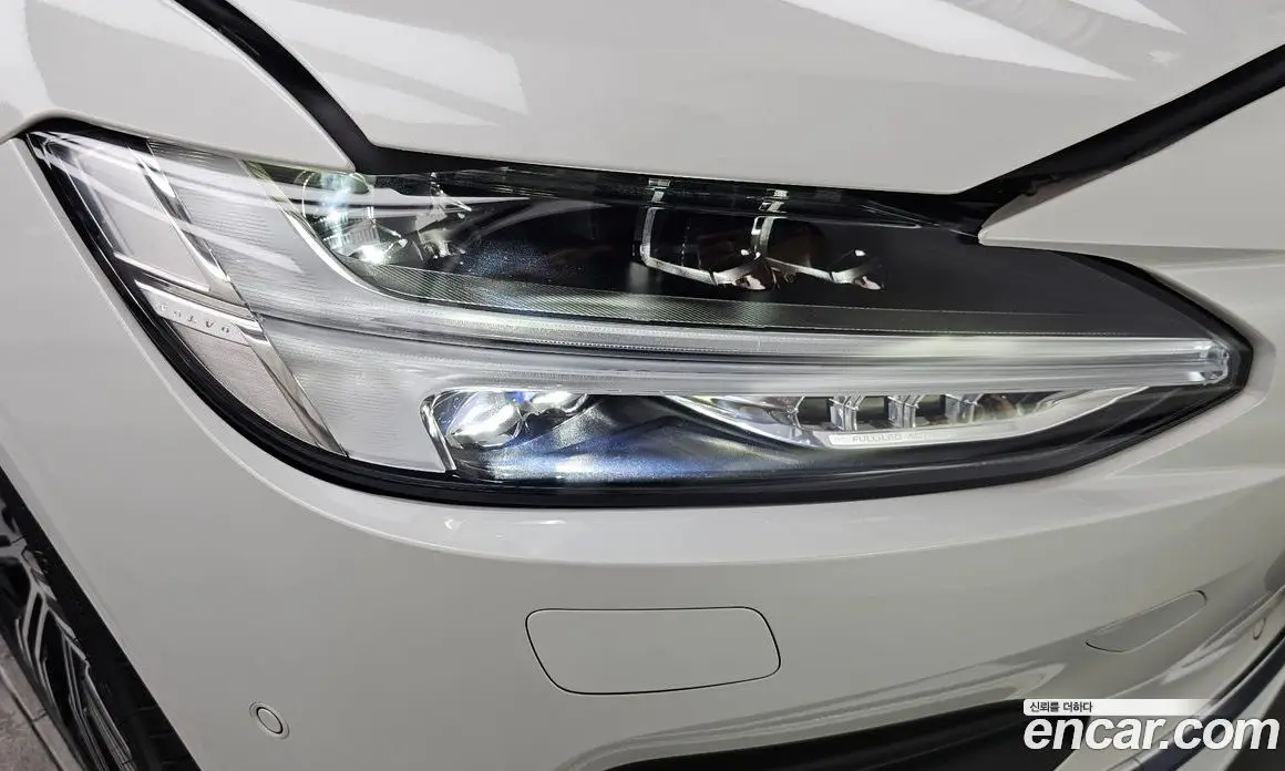 Volvo S90 2021 2.0 автомат (гидро), фото 8 Volvo S90 2021 2.0 автомат (гидро), фото 8