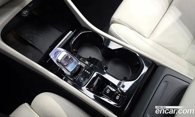 Volvo XC40 2022 2.0 автомат (гидро), миниатюра 12