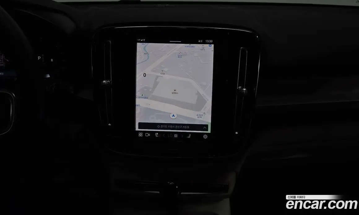 Volvo XC40 2022 2.0 автомат (гидро), фото 20 Volvo XC40 2022 2.0 автомат (гидро), фото 20