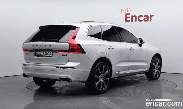 Volvo XC60, 2021, 42 460 км