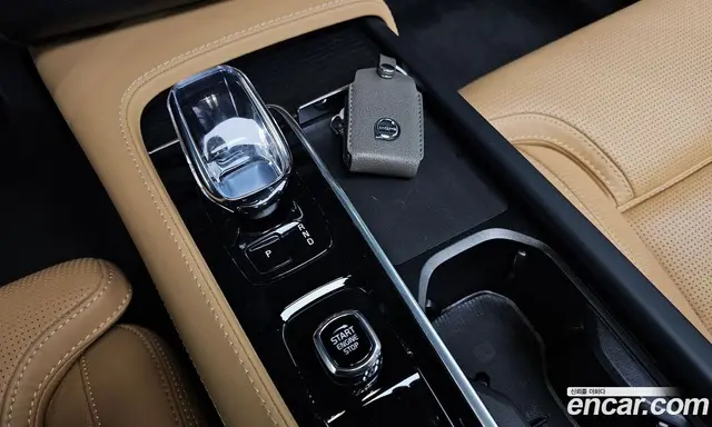 Volvo XC90 2024 2.0 автомат (гидро), миниатюра 12