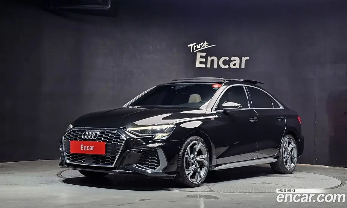 Audi A3 2022 2.0 автомат (гидро), фото 1 Audi A3 2022 2.0 автомат (гидро), фото 1