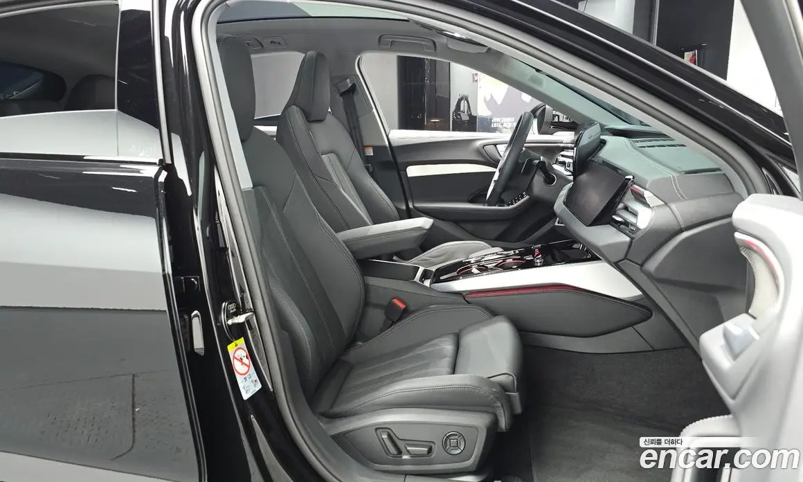 Audi A5 2025 2.0 автомат (гидро), фото 16