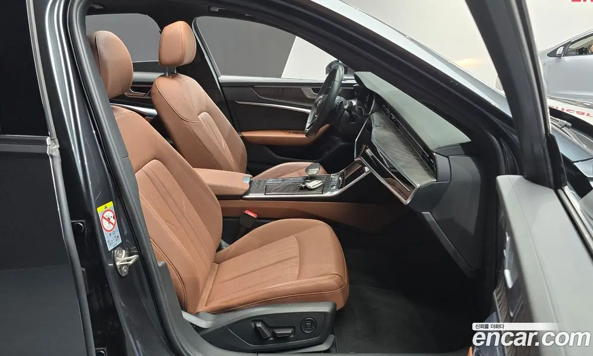 Audi A6 2021 2.0 автомат (гидро), фото 16