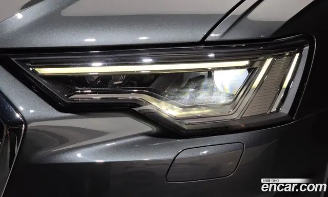 Audi A6 2021 2.0 автомат (гидро), миниатюра 8