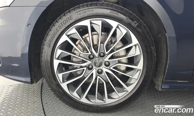 Audi A6 2025 2.0 автомат (гидро), миниатюра 5 Audi A6 2025 2.0 автомат (гидро), миниатюра 5