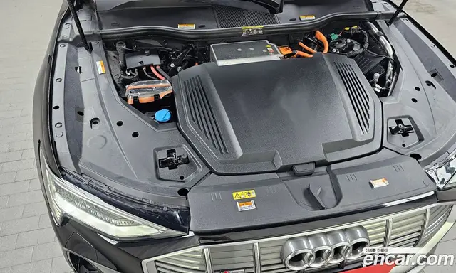 Audi e-tron 2021 0.2 автомат (гидро), миниатюра 5 Audi e-tron 2021 0.2 автомат (гидро), миниатюра 5