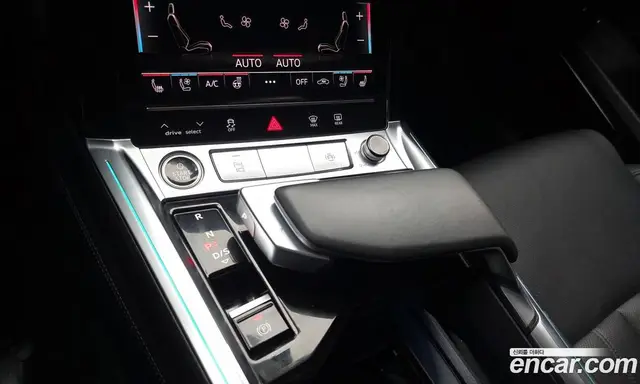 Audi e-tron 2022 0.2 автомат (гидро), миниатюра 12