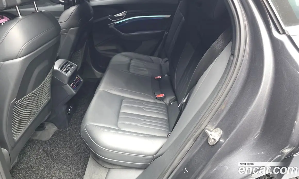 Audi e-tron 2022 0.2 автомат (гидро), фото 18