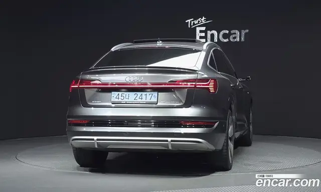 Audi e-tron 2022 0.2 автомат (гидро), миниатюра 4