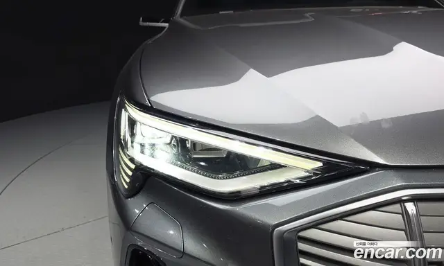 Audi e-tron 2022 0.2 автомат (гидро), миниатюра 8