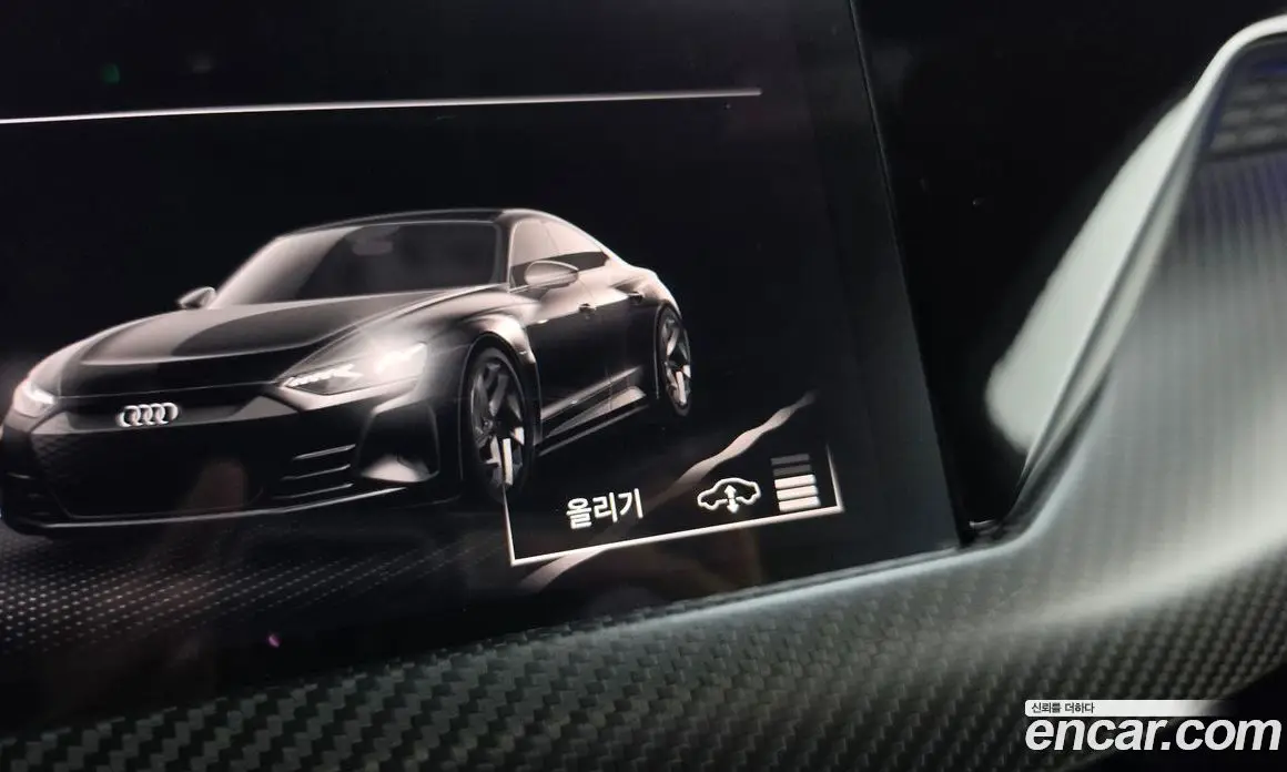 Audi e-tron GT 2023 0.1 автомат (гидро), фото 12