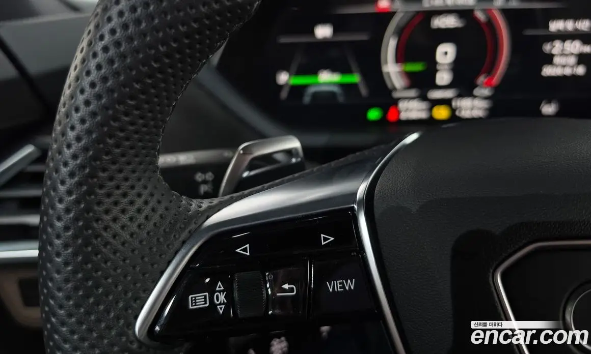 Audi e-tron GT 2023 0.1 автомат (гидро), фото 18