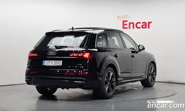 Audi Q7 2026 3.0 автомат (гидро), миниатюра 2