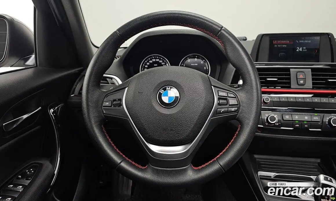BMW 1 серия 2018 2.0 автомат (гидро), фото 19