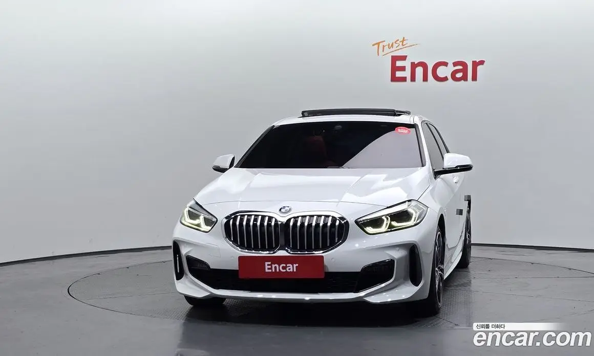 BMW 1 серия 2022 2.0 автомат (гидро), фото 3
