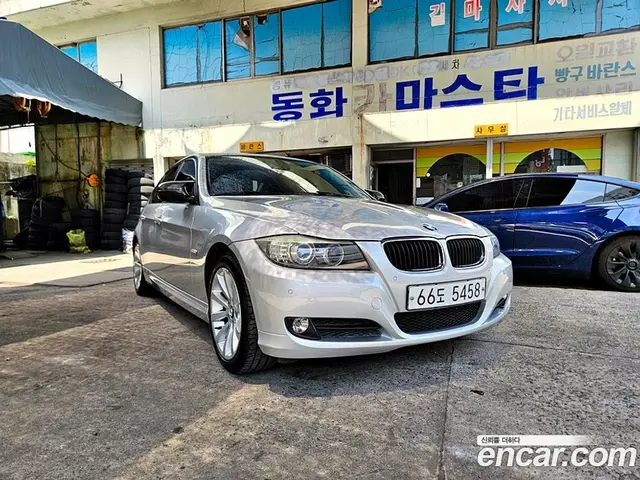 BMW 3 серия 2010 2.0 автомат (гидро), миниатюра 3 BMW 3 серия 2010 2.0 автомат (гидро), миниатюра 3