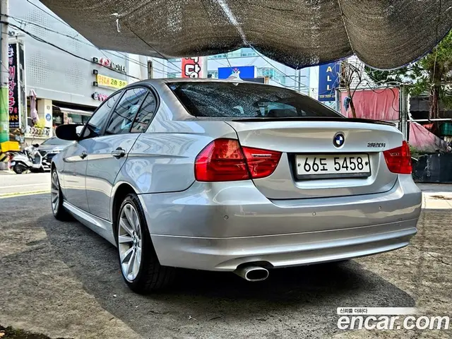 BMW 3 серия 2010 2.0 автомат (гидро), миниатюра 7 BMW 3 серия 2010 2.0 автомат (гидро), миниатюра 7
