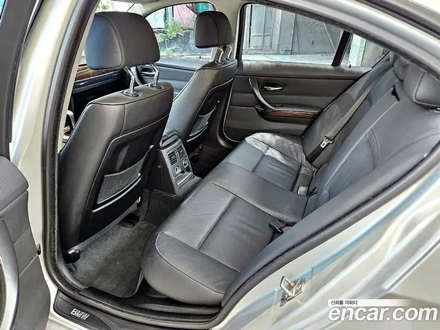 BMW 3 серия 2010 2.0 автомат (гидро), миниатюра 10 BMW 3 серия 2010 2.0 автомат (гидро), миниатюра 10