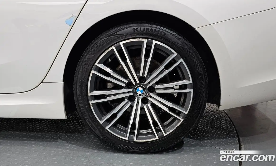BMW 3 серия 2019 2.0 автомат (гидро), фото 7