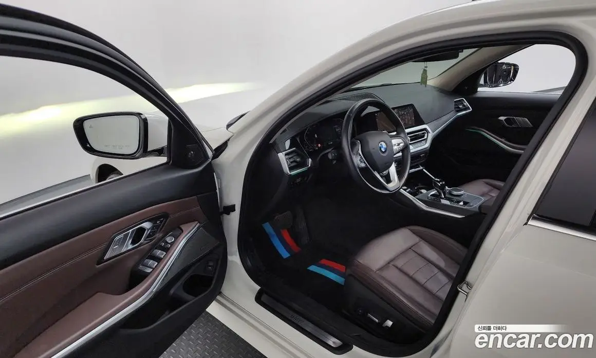BMW 3 серия 2020 2.0 автомат (гидро), фото 13